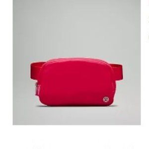 Everywhere Belt Bag 1L - Lip Gloss